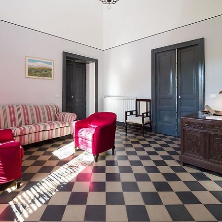 Vila Nerello Mascalese Montelaguardia Exteriér fotografie